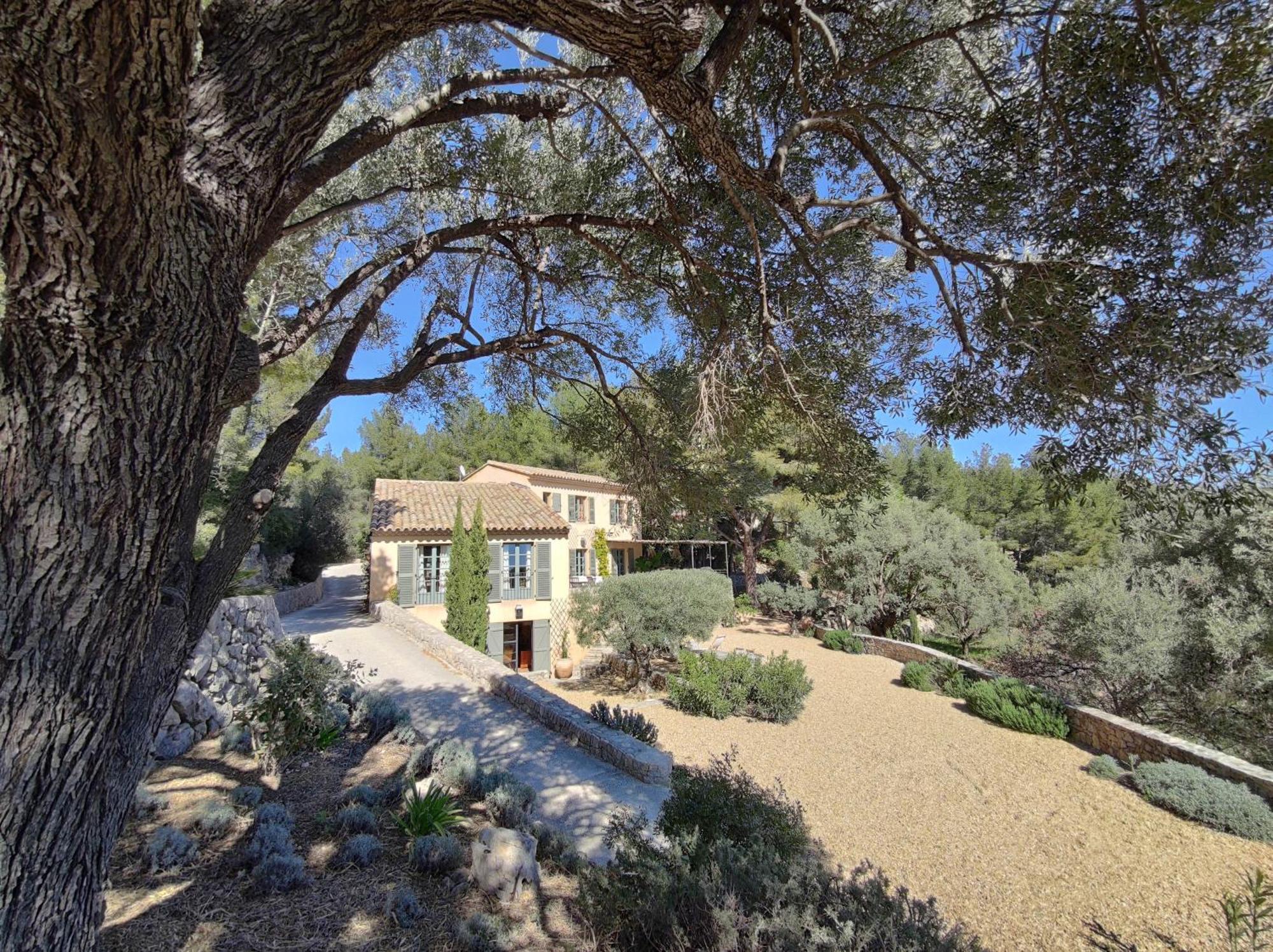 Villa Des Oliviers Sanary-sur-Mer Buitenkant foto