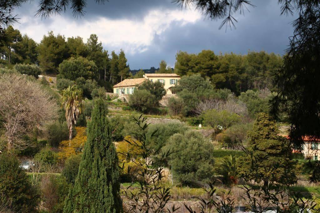 Villa Des Oliviers Sanary-sur-Mer Buitenkant foto